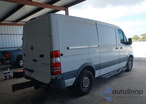 2014 Mercedes-Benz Sprinter 2500 Normal Roof z USA, uszkodzony, nr VIN WD3PE7DC8E5835913